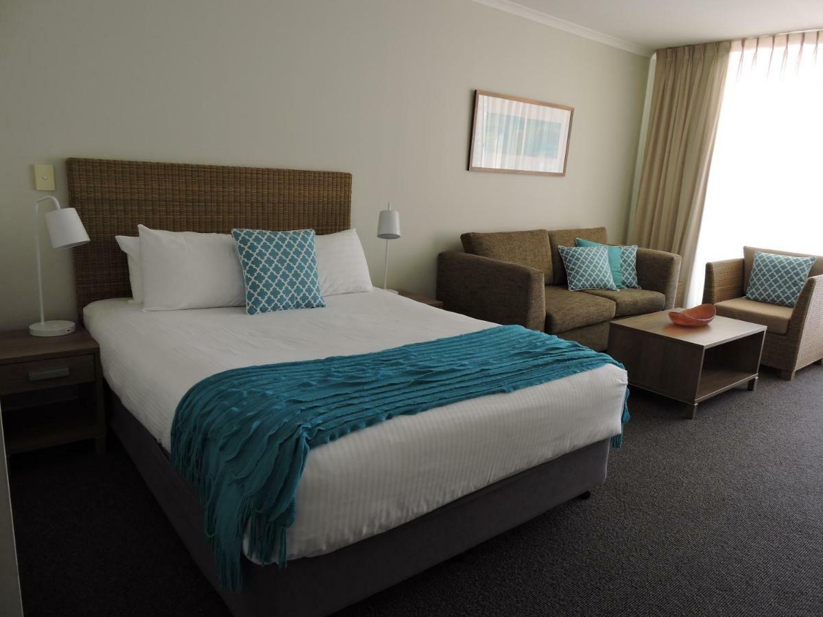 Base Holidays - Ettalong Beach Premium Apartments מראה חיצוני תמונה